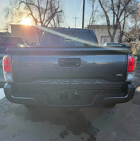 **CARS TRUCKS SUV 4X4 VAN AWD EDMONTON FINANCING AVAILABLE EASY FINANCING ** 2023 TOYOTA TACOMA TRD... (image 2)