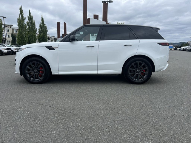 2024 Land Rover Range Rover Sport P400 Dynamic SE in Cars & Trucks in Cowichan Valley / Duncan - Image 3