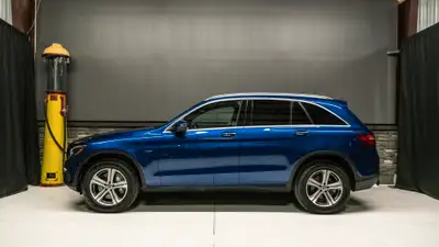 -Plug in Hybrid, 4matic -One Owner, 61,000km Example -No Accidents, All Service Records -Comes With...