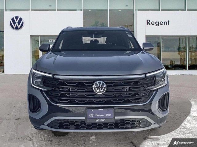  2024 Volkswagen Atlas Cross Sport 2.0T SEL in Cars & Trucks in Winnipeg - Image 3
