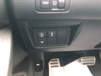 4DR, SEDAN, AUTO Engine: UNKNOWN L/100Km City: 8.2 L/100Km Hwy: 6.8 Safety Equipment Electronic Stab... (image 7)