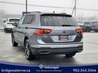 New Price! Odometer is 1357 kilometers below market average! Gray 2024 Volkswagen Tiguan Comfortline... (image 6)