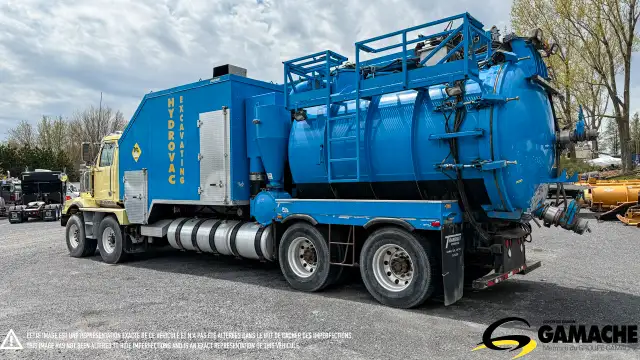2009 WESTERN STAR 4900SA 8X4 TWIN-STEER VACUUM EXCAVATOR TRUCK in Heavy Trucks in Chilliwack - Image 7