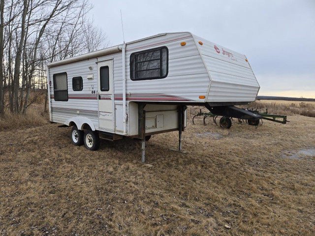 1997 Jayco 21 Ft T/A Fifth Wheel Travel Trailer 211 Eagle in Travel Trailers & Campers in Edmonton - Image 2