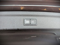 Comes equipped with: Power Trunk, Power Mirrors, Sunroof , Load Bearing Exterior Rack, Shark fin ant... (image 8)