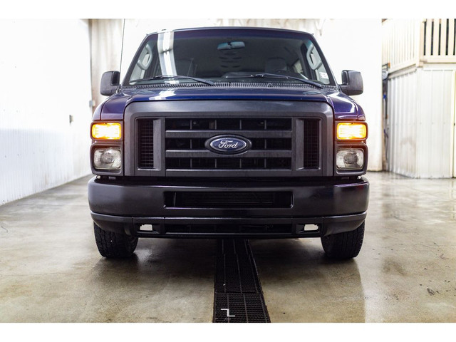2011 Ford E-150 XLT 8-Passenger Van in Cars & Trucks in Calgary - Image 4