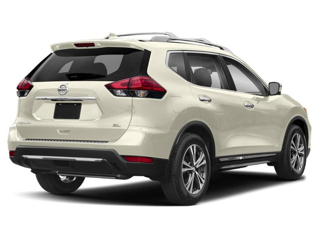 2018 Nissan Rogue SL - AWD | Pano Sunroof | Nav | Remote Start in Cars & Trucks in Saskatoon - Image 2