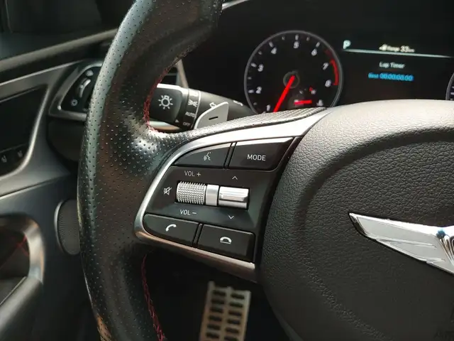 2019 Genesis G70 3.3T Sport AWD | SUNROOF | NAV | HTD SEATS | LT in Cars & Trucks in Oakville / Halton Region - Image 22
