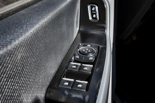 2023 Ford F-150 XLT • NAV • PARK ASSIST • POWER SEAT • BEDLINER in Cars & Trucks in Ottawa - Image 11