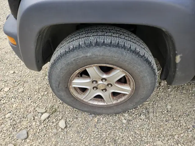 2002 Jeep Liberty in Cars & Trucks in Edmonton - Image 23