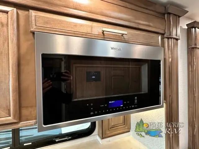 2023 Entegra Coach Cornerstone 45B 605 h.p. 26K Miles in RVs & Motorhomes in Moncton - Image 32