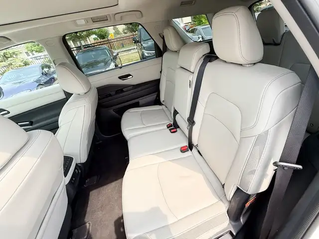 2022 Nissan Pathfinder SL in Cars & Trucks in Markham / York Region - Image 19