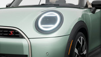 La *MINI Cooper Cabriolet S 2025 *est un véhicule sportif aux performances exaltantes. Doté d'un toi... (image 5)