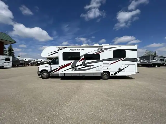 2023 Thor Motor Coach Four Winds 28Z in RVs & Motorhomes in Red Deer - Image 7