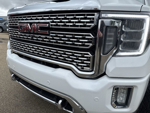 2021 GMC Sierra 2500HD Denali ULTIMATE EDITION | DURAMAX 6.6L |  in Cars & Trucks in Edmonton - Image 4