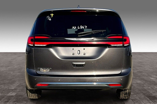 2021 Chrysler Pacifica TOURING L in Cars & Trucks in Edmonton - Image 4