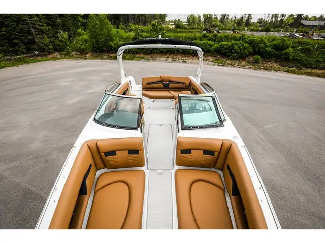 2026 Four Winns HD5 in Powerboats & Motorboats in Québec City - Image 39