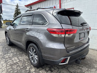 XLE | AWD | 7 PASSENGER | LEATHER HEATED SEATS This 2019 Toyota Highlander XLE AWD is a versatile th... (image 7)