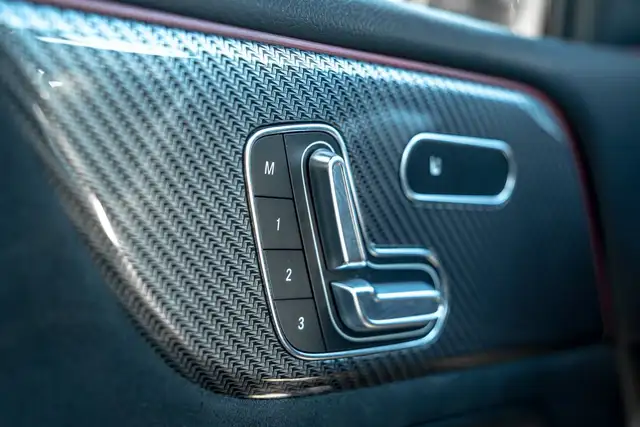 2024 Mercedes-Benz GLB GLB 250 4MATIC |AMG PKG |ONE OWNER|NAVI|P in Cars & Trucks in City of Toronto - Image 33