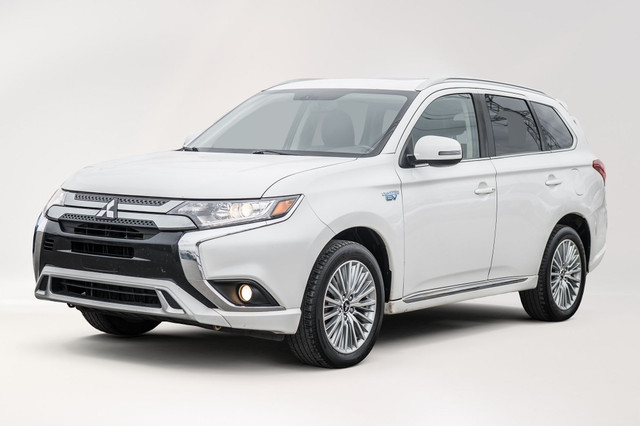 2019 Mitsubishi OUTLANDER PHEV GT Awd 4X4 / Toit Ouvrant / Camer in Cars & Trucks in City of Montréal