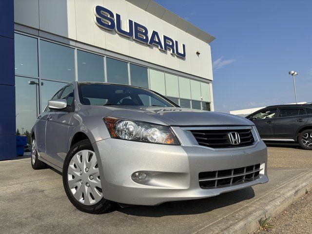 2010 Honda Accord Sedan EX-L | Heated Seats | Sunroof in Cars & Trucks in Edmonton - Image 2