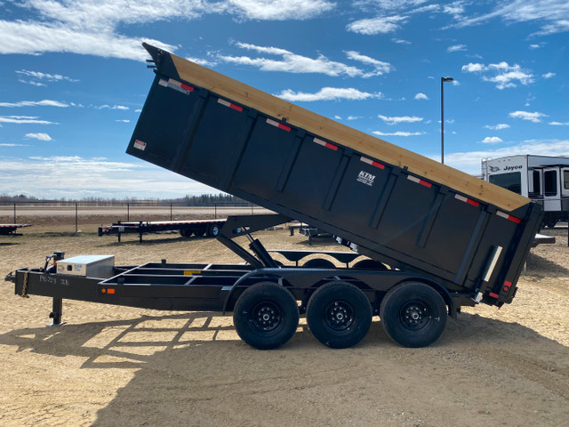 2024 - 7' x 16' Triple Axle Dump Trailer w/ 48" Sides - 21 000#  in Cargo & Utility Trailers in Red Deer - Image 2