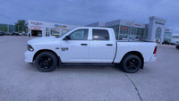 Four Wheel Drive. Cloth Interior. 8.4 Inch Touchscreen. Bluetooth. Apple CarPlay/Android Auto. Remot... (image 5)