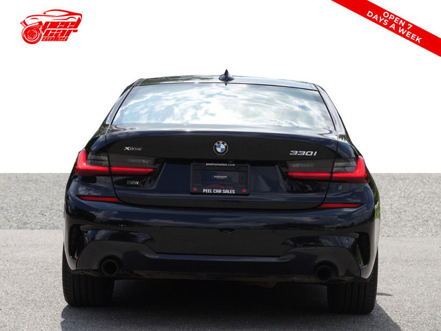 2021 BMW 3 Series 330i, M Sport, Dual Interior, BSM, Apple carpl in Cars & Trucks in Mississauga / Peel Region - Image 4