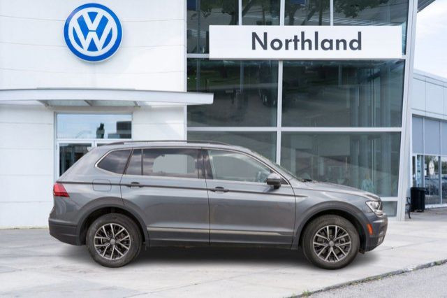 2021 Volkswagen Tiguan Comfortline in Cars & Trucks in Calgary - Image 3