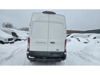 New Arrival - Fully Serviced & Ontario Safety Standards Certified At NO ADDITIONAL COST - 2022 Ford... (image 4)