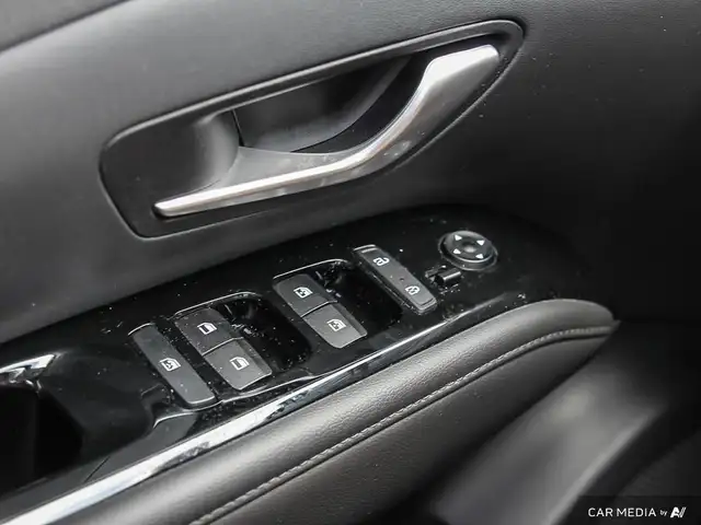 2022 Hyundai Tucson Preferred w/Trend Package AWD | heated fr... in Cars & Trucks in London - Image 17