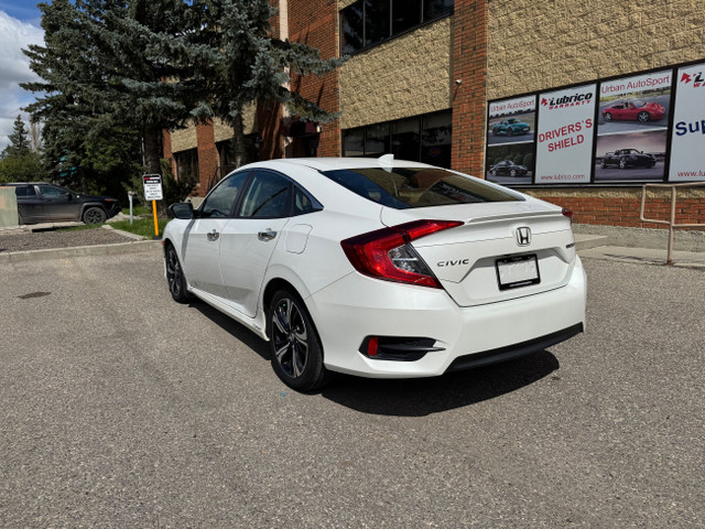 2016 Honda Civic Touring, LANE ASSIST, FRONT COLLISION ALERT in Cars & Trucks in Calgary - Image 2