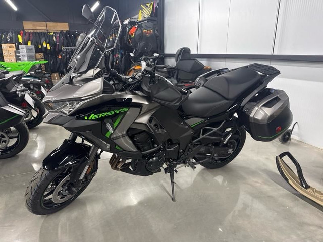 2025 KAWASAKI Versys 1100 SE LT in Sport Touring in Lanaudière - Image 2