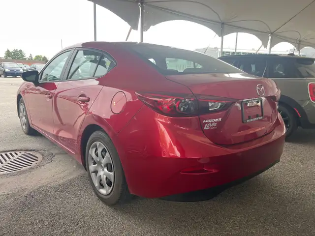 2017 Mazda Mazda3 GX MANUELLE BASE, AUCUN ACCIDENT GX MANUELLE B in Cars & Trucks in City of Montréal - Image 9