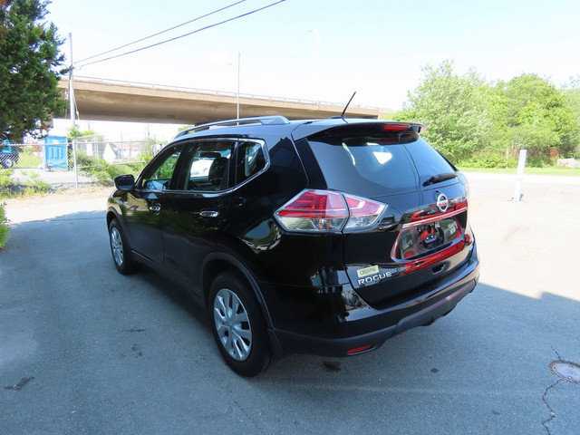 2014 Nissan Rogue S in Cars & Trucks in Dartmouth - Image 4