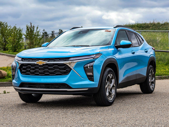 2025 Chevrolet Trax LT in Cars & Trucks in Strathcona County - Image 4