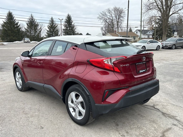  2018 Toyota C-HR XLE HEATED SEATS/BACKUP CAM CALL PICTON 118K K in Cars & Trucks in Belleville - Image 3