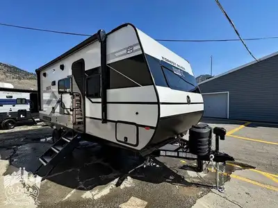 2026 IBEX 20MDS Adventure-ready and built tough, this compact trailer combines off-grid power, smoot...