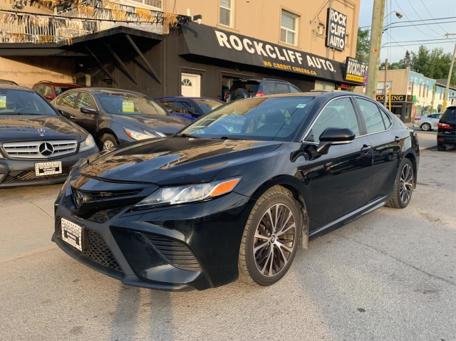 2019 Toyota Camry SE SE 2.5L in Cars & Trucks in City of Toronto