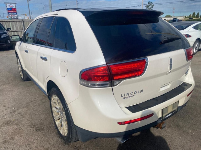 2011 Lincoln MKX AS IS, RUNS AND DRIVES, LEATHER, LOADED in Cars & Trucks in London - Image 3