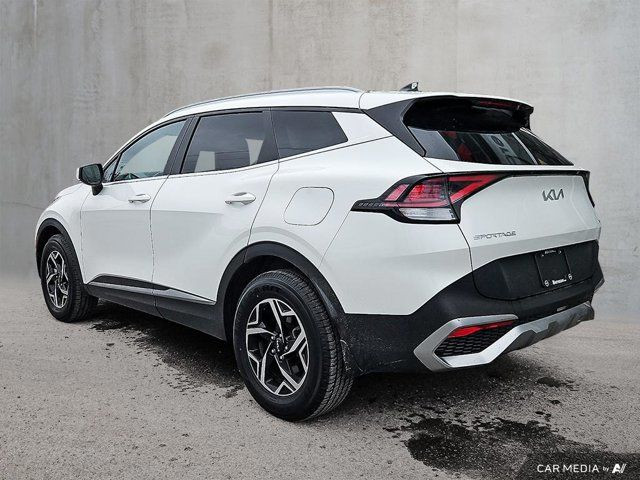 2023 Kia Sportage LX AWD | Apple Car Play | Heated Seats in Cars & Trucks in Ottawa - Image 3
