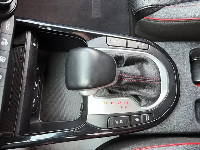 2022 Kia Forte5 GT Limited CUIR TOIT OUVRANT GPS CAMERA SIEGES C in Cars & Trucks in Lanaudière - Image 17