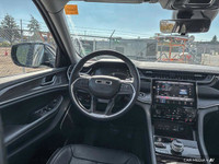 This Jeep Grand Cherokee 4xe has a strong Intercooled Turbo Gas/Electric I-4 2.0 L/122 engine poweri... (image 9)