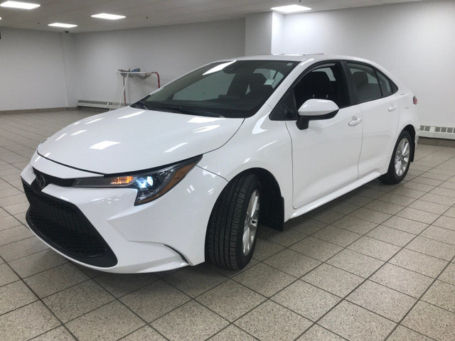 2022 Toyota Corolla LE in Cars & Trucks in Calgary - Image 2
