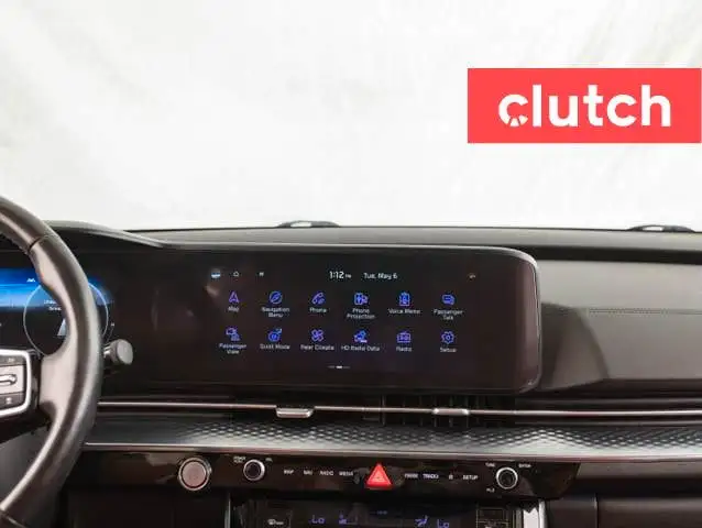 2022 Kia Carnival SX w/ Apple CarPlay & Android Auto, Rearview C dans Autos et camions dans Bedford - Image 37