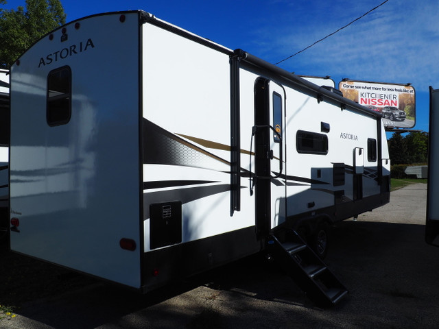 Keystone Astorai  2703RB  with King Bed  and rear bath in Travel Trailers & Campers in Kitchener / Waterloo - Image 4