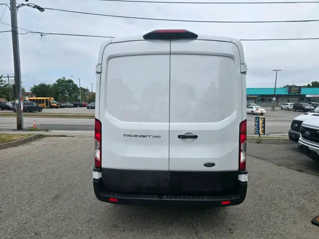 2023 Ford Transit Cargo Van T25062929808989057123