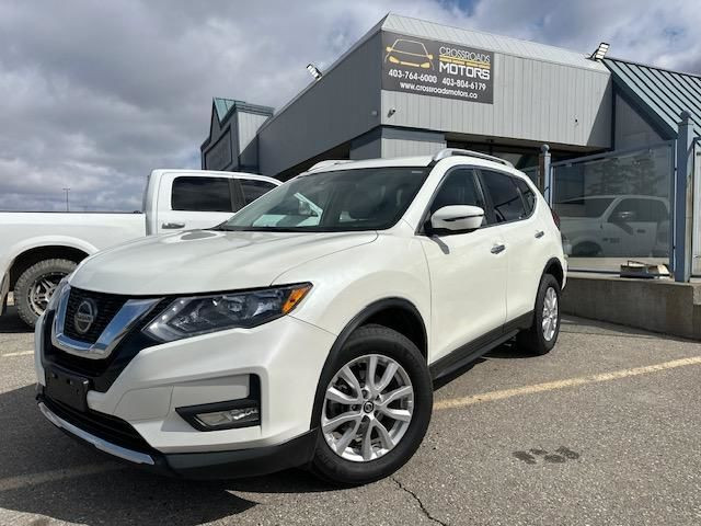  2019 Nissan Rogue SV-AWD-Back up Cam-Remote Start-Heated Seats in Cars & Trucks in Calgary