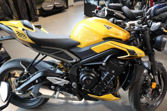2024 Triumph Street Triple 765 RS Cosmic Yellow in Other in Edmonton - Image 2