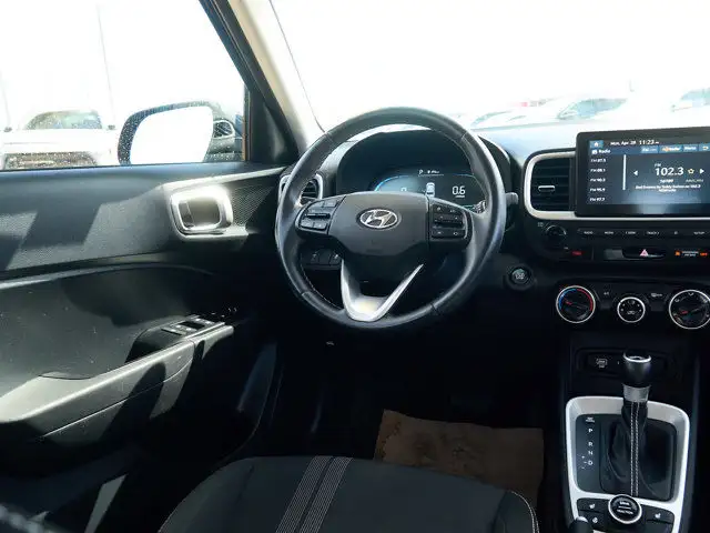 2023 Hyundai Venue Preferred | Lane Keep Assist | Backup Cam in Cars & Trucks in Edmonton - Image 24